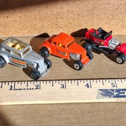 3 Ertl hot rod Ford 1923 t bucket 1932 Ford coupe 1934 sedan

