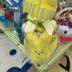 $5 and UP TODDLER and KIDS EASTER 🐥BASKETS🐣and STUFFED EGGS for SALE🐣(RARE and NEW)🐥