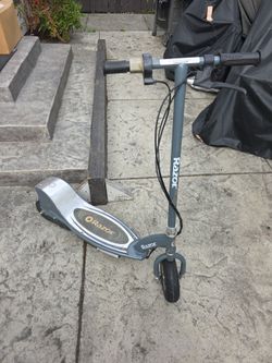 Razor scooter