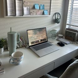 White Ikea Desk