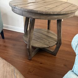 Tables ‘moving Sale ‘ 