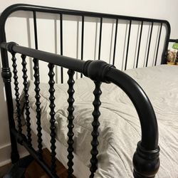 Rosalind Wheeler Twin Metal Daybed With Trundle