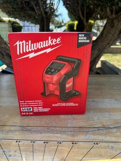 Milwaukee m12 inflator