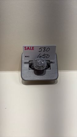White Gold Diamond Cluster Halo Ring
