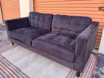 Like new stylish  large s.o.f.a