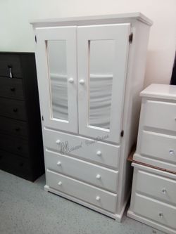 White Wardrobe Closet