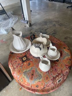 Pitcher and bowl sets