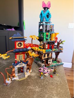 LEGO Ninjago Building incomplete - along with many random Legos