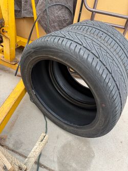 235-45R18