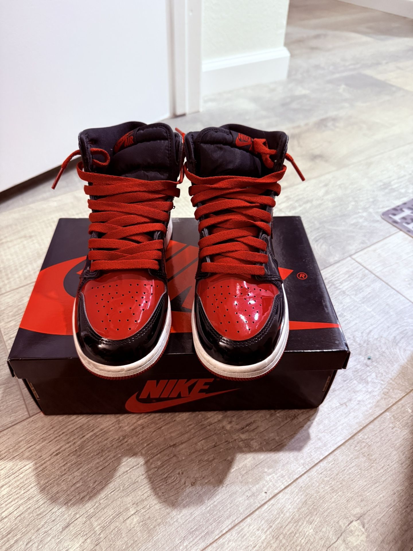 Air Jordan 1 Retro High OG “patent bred” Air Jordan Retro 1 High OG  main image 3