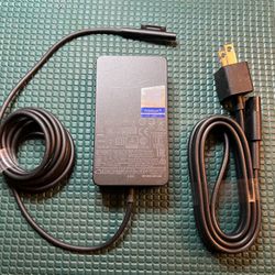 Microsoft  Surface 44W Charger