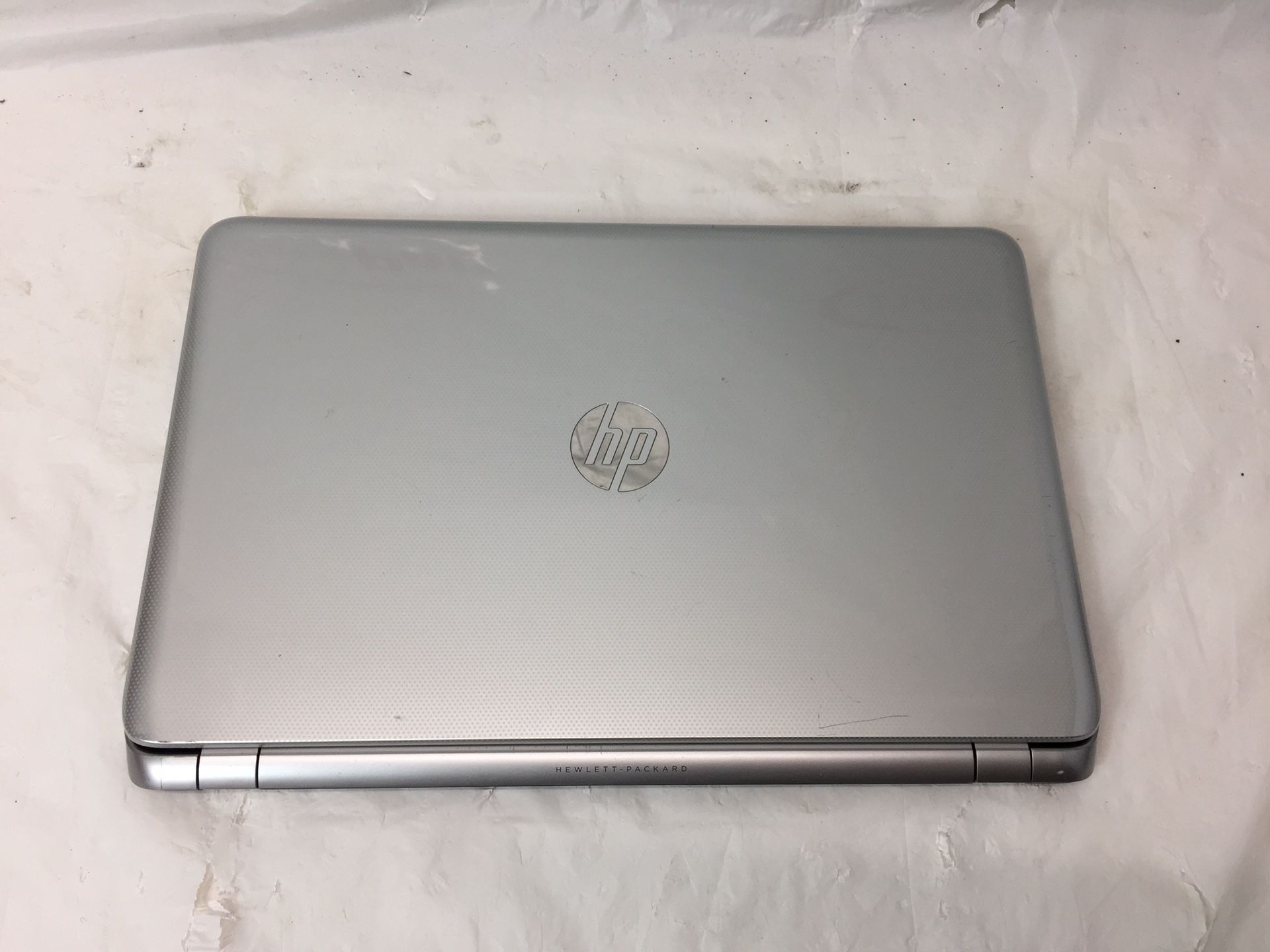 HP Laptop - Please Read Description For Details (MXP013712)