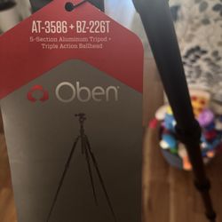 Oben Tripod