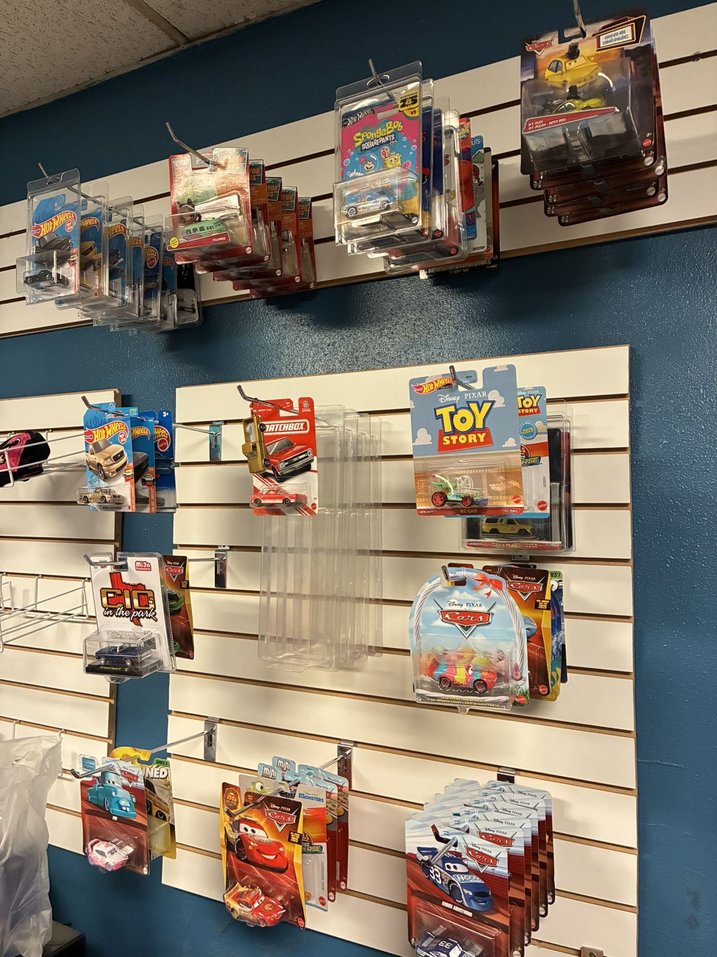 Disney Cars And Hotwheels Diecast Stocked Every Week DM For Adress In Paramount Ca