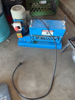 Wire stripper