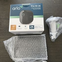 ARLO PRO 5S