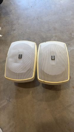 YAMAHA OUTDOOR SPEAKERS