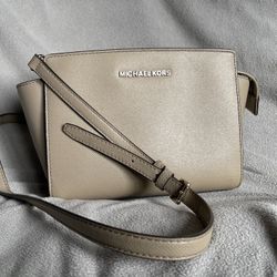 Michael Kors Nude Selma