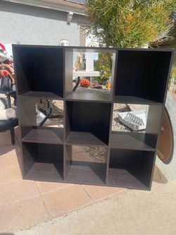 9-Cube Storage Shelf Organizer