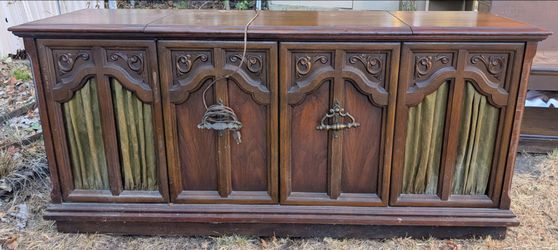 ✨ VINTAGE MID-CENTURY WOODEN STEREO CONSOLE ✨