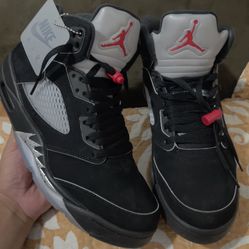 Jordan 5 Metallic