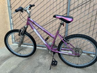 Road master girls bicycle purple colour