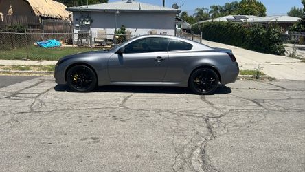 2012 infinity G37 coupe
