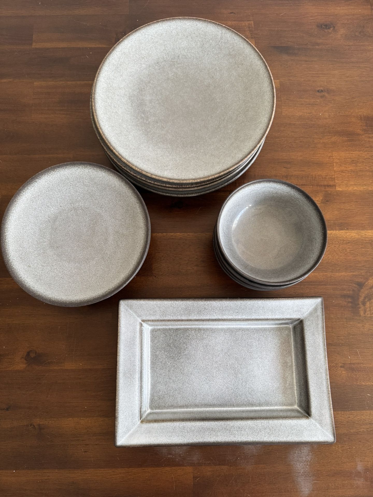 Crate And Barrel Dish Set
