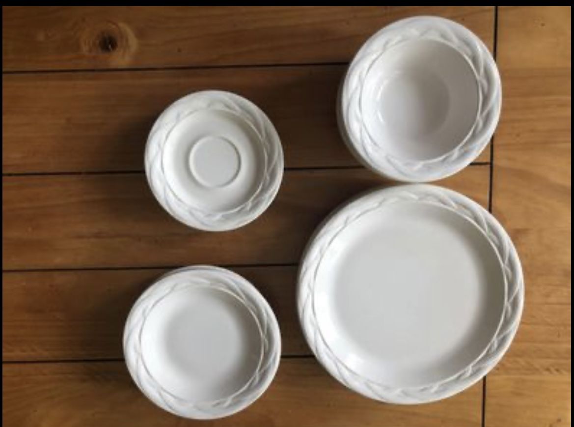 Pfaltzgraff Acadia white 10” dessert/Dinner Plates/Bowls/Saucers Made in USA (17 quantity)