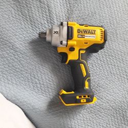 New Dewalt Half Inch Mid Torque Tool Only