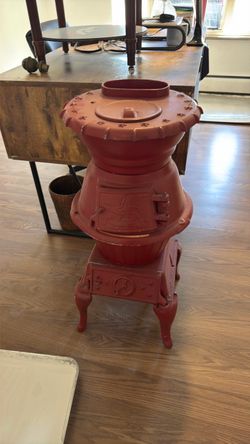 Antique Cast Iron Pot Belly Stove