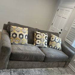 Sutton Sofa 