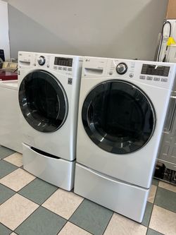 LG washer and dryer set( Delivery Available)