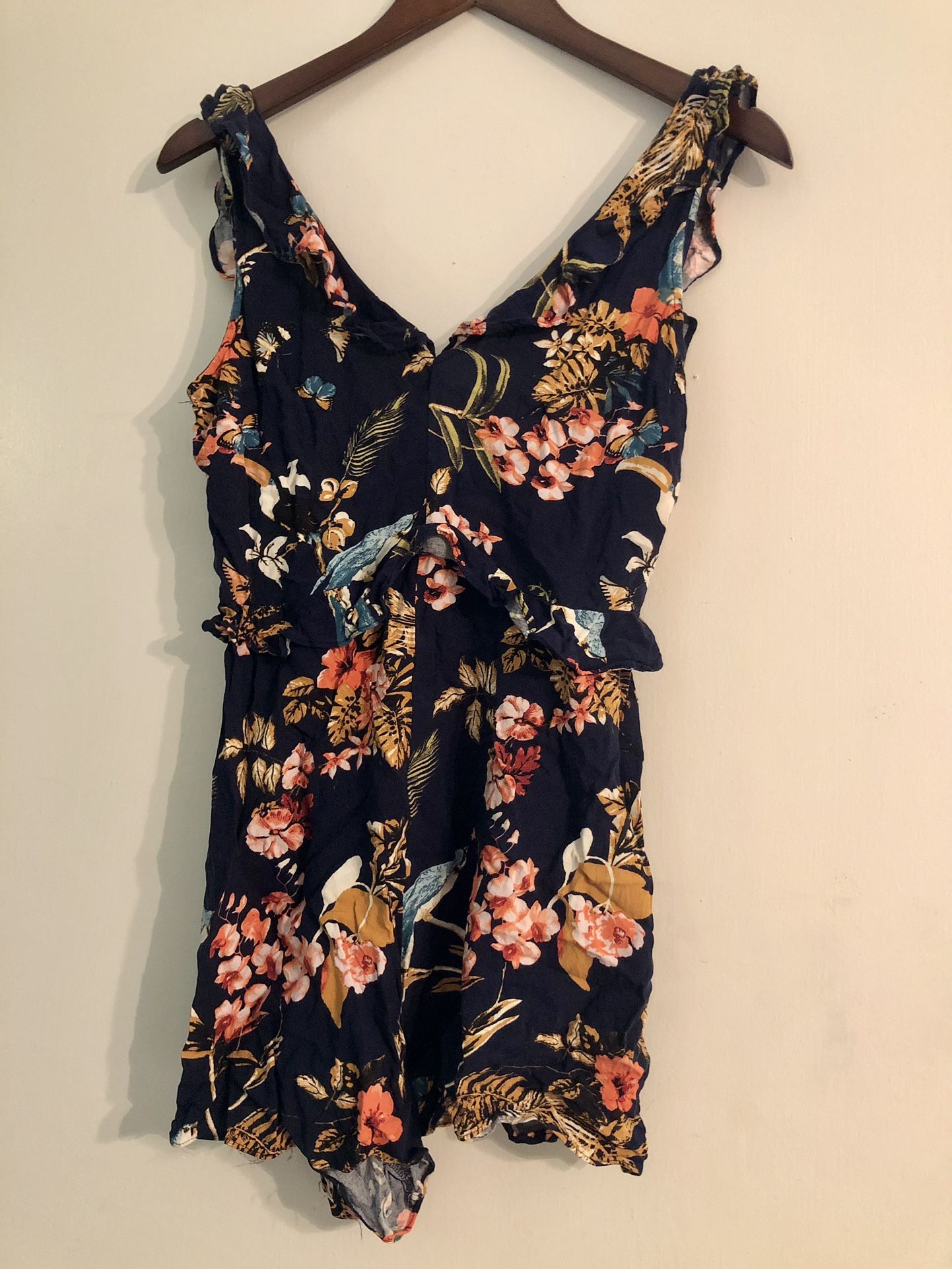 Floral Express Rompers Express Floral Romper with Open Back, Size 8 for Sale in Houston, TX ...