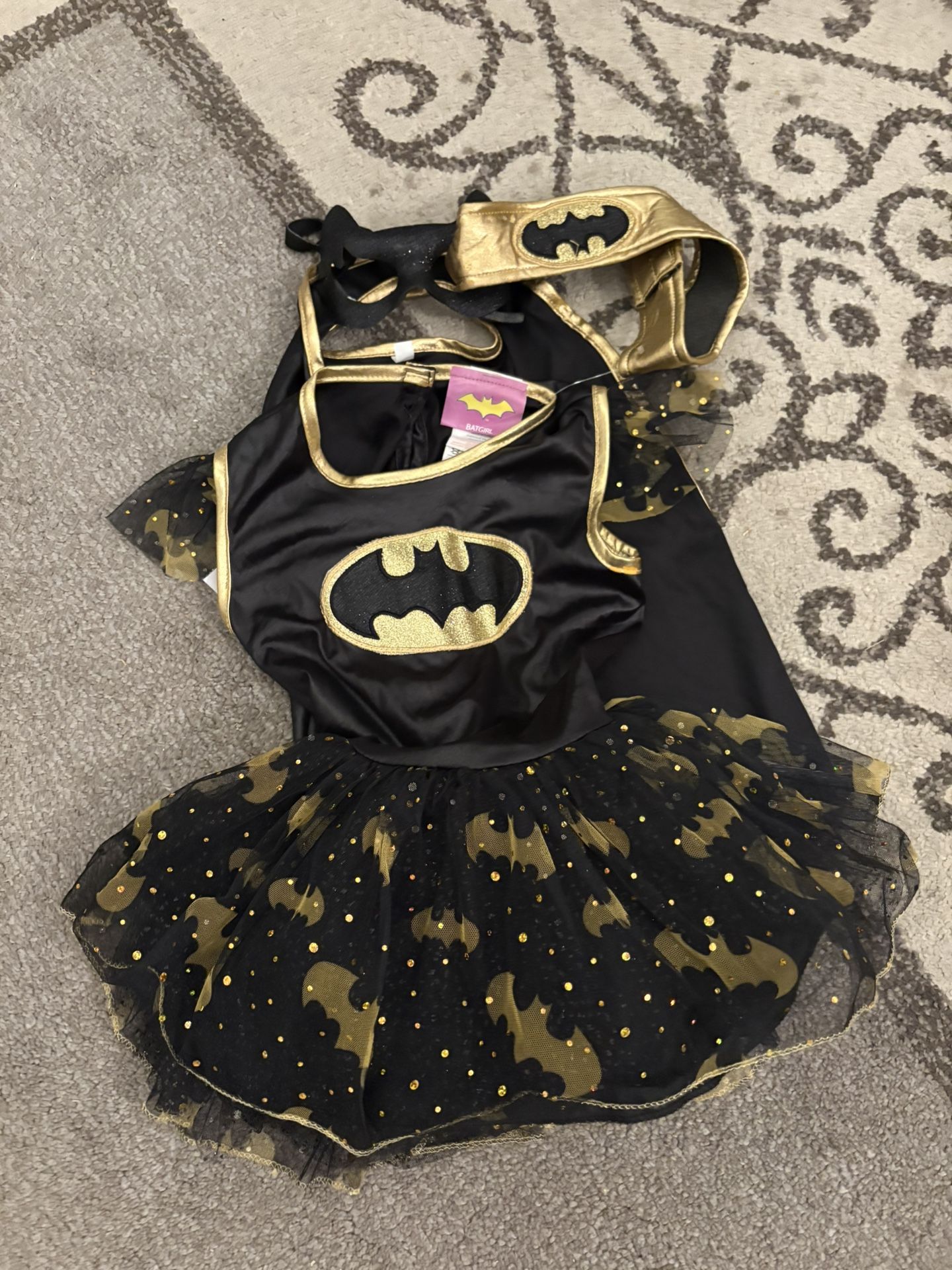 Costume