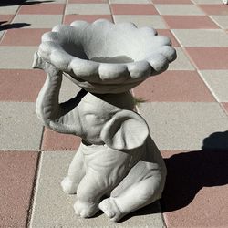 New Bird Feeder Made Out Of Cement Perfect Gift 