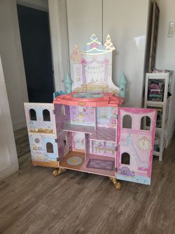 Barbie playhouse, with doors