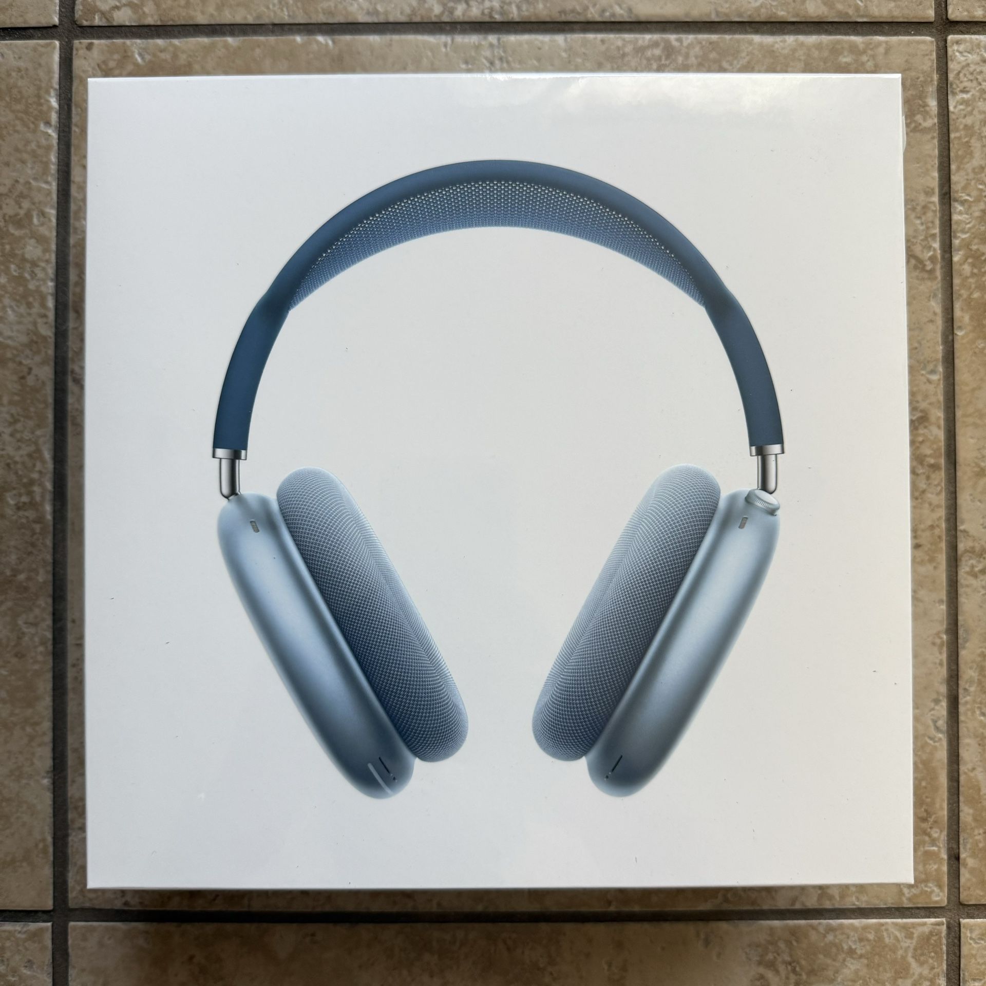 Apple - AirPods Max - Sky Blue w/ 2 Years of Apple Care!!