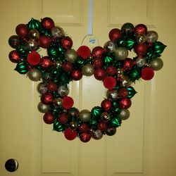 MICKEY LIGHT UP WREATH