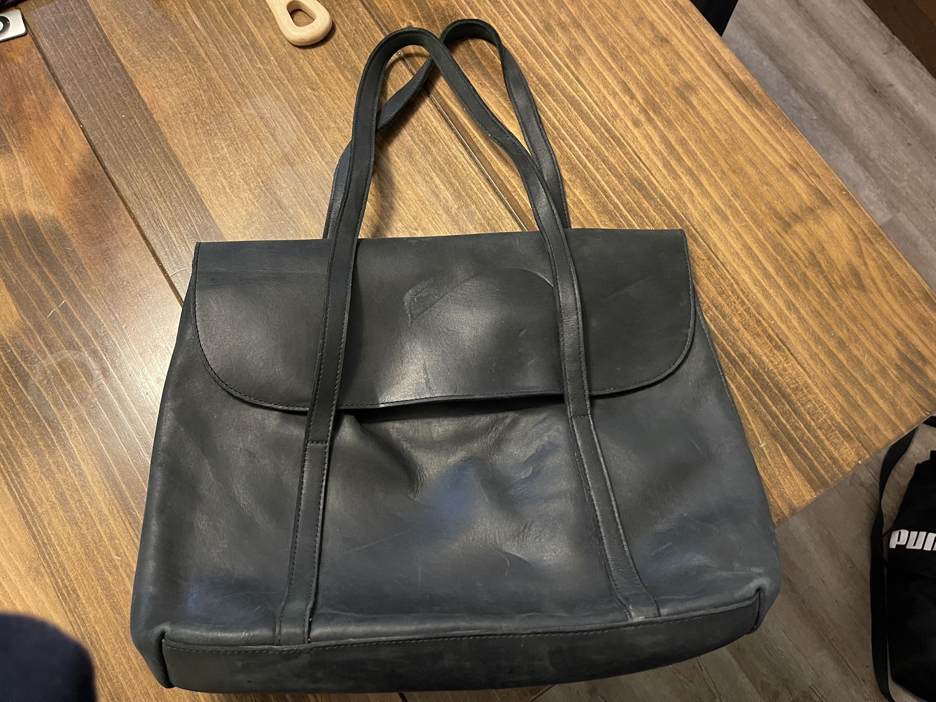 Parker Clay Awassa Tote – Black (Genuine Leather)