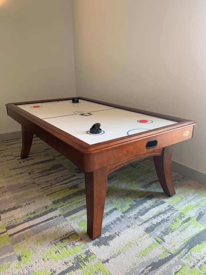 Air Hockey Table