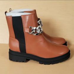 ZBY Chunky Chain Chelsea Boots | Women's Size 8.5