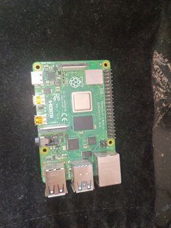 Raspberry Pi 4 Model B Single Board Computer