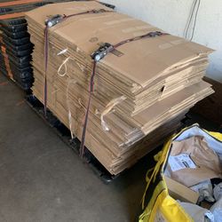 Pallet of 170 Moving Boxes – 31x16x9
