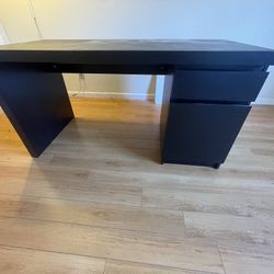 Free Desk 