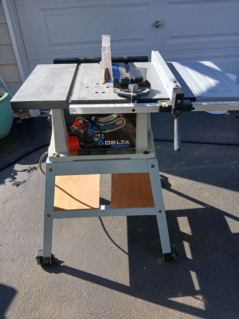 Delta Table Saw 10"
