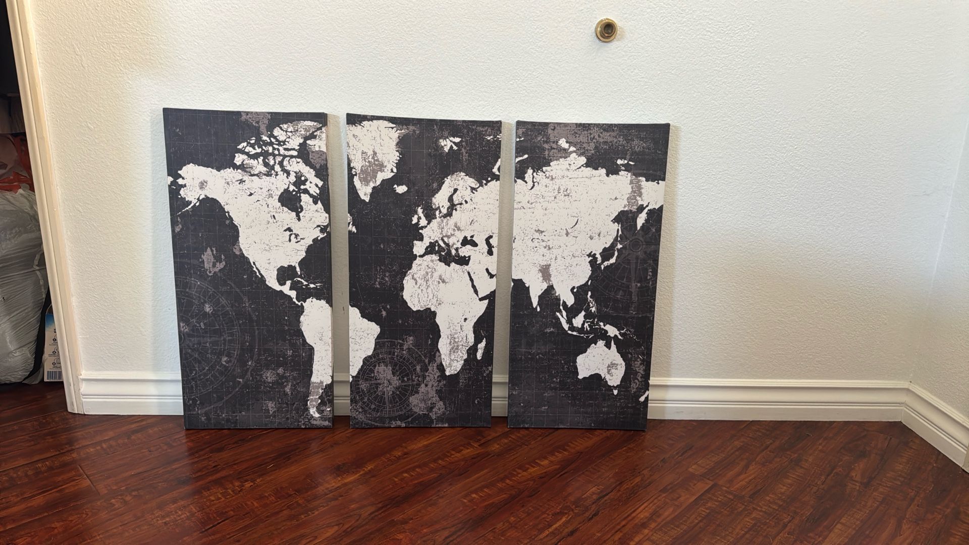 World Map Canvas Black And White