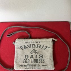 Bag Wrist/Shoulder “Favorite Oats For Horses” American Glory