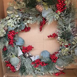 18 Inch Xmas Wreath 
