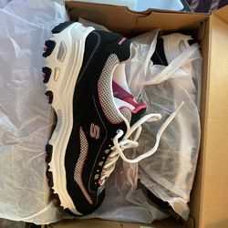 Sketchers Dlites Size 10